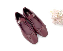 Load image into Gallery viewer, Ladies Flat Covered Toe Shoe Ribbon Design (35853L)