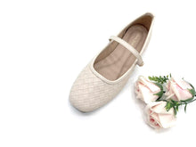 Load image into Gallery viewer, Women's Mary Jane Flat Shoes with Woven Texture (36007L)