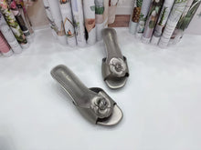 Load image into Gallery viewer, Ladies Medium Heels Slip-On Mules Shoes (35692L)
