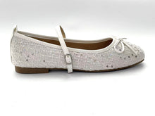 Load image into Gallery viewer, Ladies Mary Jane Flats Covered Shoe With Strap (36020L)