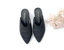 Load image into Gallery viewer, Ladies Slip-On Pointed Toe Heels (35859L)