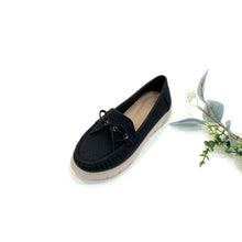 Load image into Gallery viewer, Ladies Slip-On Loafer Flats With Ribbon (36096L)