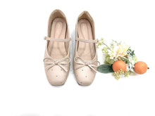Load image into Gallery viewer, Ladies Ballerina Flats with Bow and Stud Details (36004L)