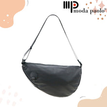 Load image into Gallery viewer, Moda Paolo Crossbody Bag In Black (B51G)