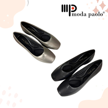 Load image into Gallery viewer, Ladies Slip-On Flat Shoes Covered Toe (35716L)