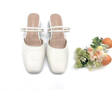 Load image into Gallery viewer, Ladies Slip-On Heels 36049L - Sleek Design for Easy Wear &amp; Versatile for Multiple Events