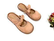 Load image into Gallery viewer, Ladies Slip-On Shoe 36026L - Versatile &amp; Stylish Design for Multiple Occasions