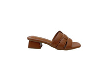 Load image into Gallery viewer, Ladies Slip-On Low Heels (35953L)