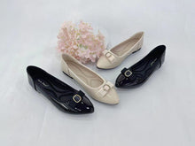 Load image into Gallery viewer, Ladies Flats Shoes Covered Toe Ribbon Design Slip-On (35536L)