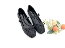 Load image into Gallery viewer, Ladies Flats Covered Shoes (36001L)