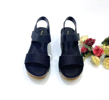 Load image into Gallery viewer, Ladies Strap Wedges (35958L)