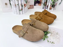 Load image into Gallery viewer, Ladies Leather Shoes Slip-On (E1035)