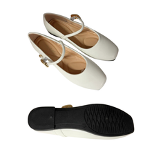 Load image into Gallery viewer, Ladies Flats Shoe Covered Toe (35711L)