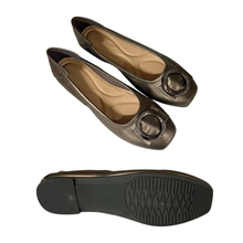 Load image into Gallery viewer, Ladies Flat Shoes Covered Toe (35715L)