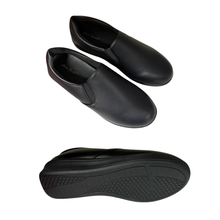 Load image into Gallery viewer, Ladies Formal Covered Toe Shoes In Black (35905L)