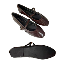 Load image into Gallery viewer, Ladies Flat Covered Toe Shoes Buckle Design (35727L)