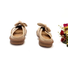 Load image into Gallery viewer, Ladies Slip-On Shoe 36026L - Versatile &amp; Stylish Design for Multiple Occasions