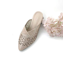 Load image into Gallery viewer, Ladies Slip-On Pointed Toe Heels (35859L)