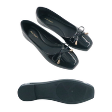 Load image into Gallery viewer, Ladies Flat Shoes Covered Toe Mary Janes Ribbon Design (N122)
