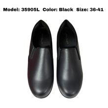 Load image into Gallery viewer, Ladies Formal Covered Toe Shoes In Black (35905L)