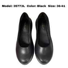 Load image into Gallery viewer, Ladies Slip-On Wedges In Black (35773L)