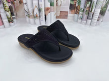 Load image into Gallery viewer, Ladies Flip-Flop Sandals Shoes (35689L)