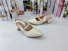 Load image into Gallery viewer, Ladies Pointed Toe Heels Strap Design (N138)