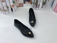 Load image into Gallery viewer, Ladies Flat Covered Toe Shoe Ribbon Design (35681L)