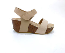 Load image into Gallery viewer, Ladies Strap Wedges (35958L)
