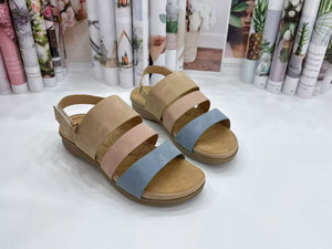 Ladies Strap Sandals In 2 Colors (35691L)