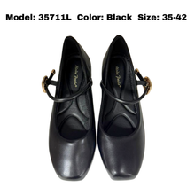 Load image into Gallery viewer, Ladies Flats Shoe Covered Toe (35711L)