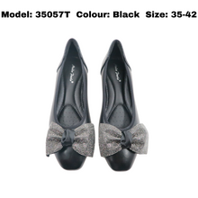 Load image into Gallery viewer, Ladies Flat Cover Toe (35057T)