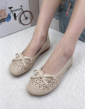 Load image into Gallery viewer, Ladies Flats Covered Shoe (36069L)
