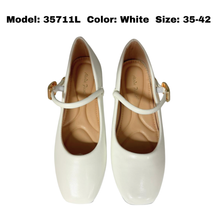 Load image into Gallery viewer, Ladies Flats Shoe Covered Toe (35711L)