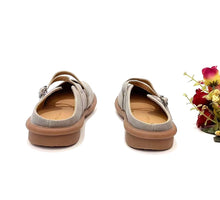 Load image into Gallery viewer, Ladies Slip-On Half-Covered Shoe (36025L)