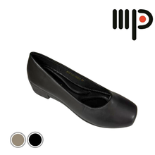 Load image into Gallery viewer, Ladies Slip-On Flat Shoes Covered Toe (35716L)
