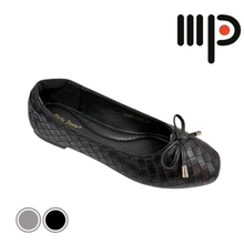 Load image into Gallery viewer, Ladies Covered Toe Slip-On Shoe (35801L)