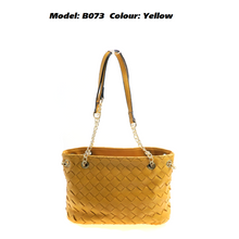 Load image into Gallery viewer, Moda Paolo Shoulder Bag (B073)