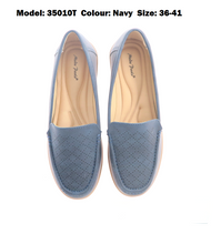 Load image into Gallery viewer, Ladies Flats Covered Toe (35010T)