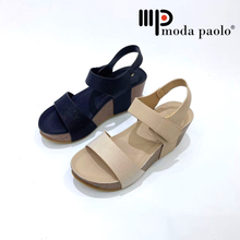 Load image into Gallery viewer, Ladies Strap Wedges (35958L)