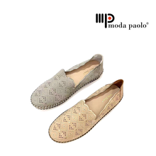 Load image into Gallery viewer, Ladies Flat Covered Shoe 36031L - Elegant &amp; Practical Design for Casual &amp; Office Wear Comfortable &amp; Versatile
