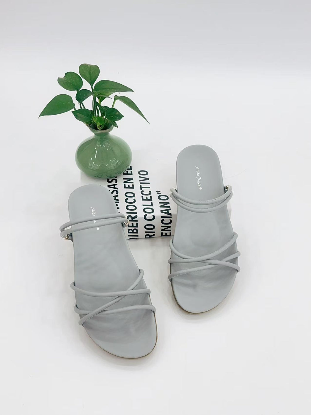 Ladies Flat Sandals Strap Design (N131)