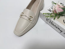 Load image into Gallery viewer, Ladies Slip-On Heels Formal (35834L)