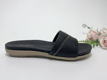 Load image into Gallery viewer, Ladies Slip-On Sandals (35808L)