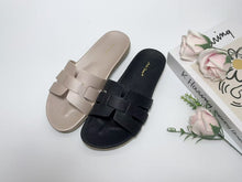 Load image into Gallery viewer, Ladies Slip-On Sandals (35819L)