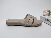 Load image into Gallery viewer, Ladies Slip-On Sandals (35819L)