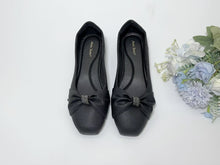 Load image into Gallery viewer, Ladies Flat Shoes Covered Toe Ribbon Design (35797L)