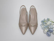 Load image into Gallery viewer, Ladies Heels Strap Buckle Design (35758L)