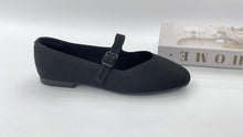 Load image into Gallery viewer, Ladies Flat Covered Toe Shoe (35993L)