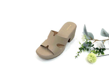 Load image into Gallery viewer, Ladies Slip-On Heels (35896L)